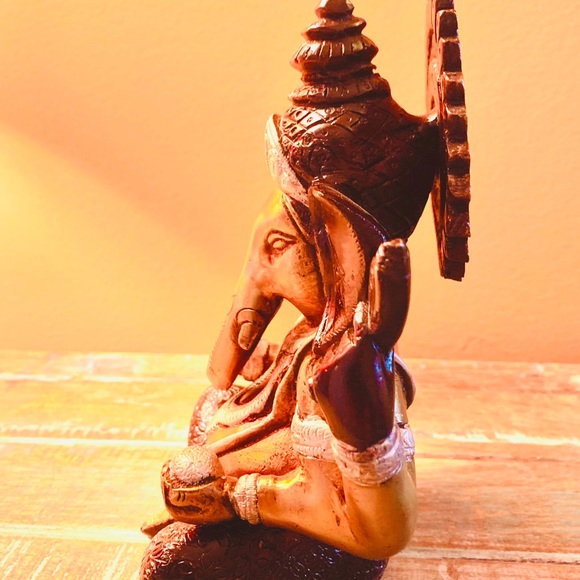 Antique Style Heavy Brass Ganesh Statue Figurine - Picture 6 of 10